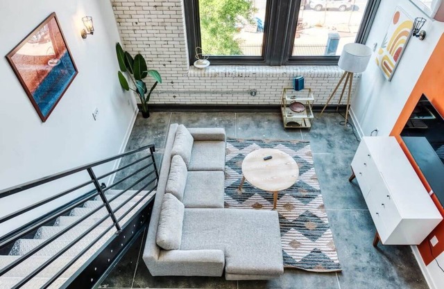 Sosuite | Studio Loft w W/D, Gym, Lounge