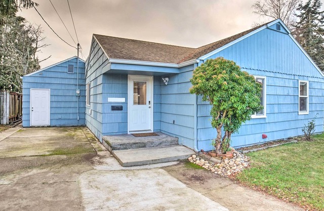 South Seattle Home Near Downtown!