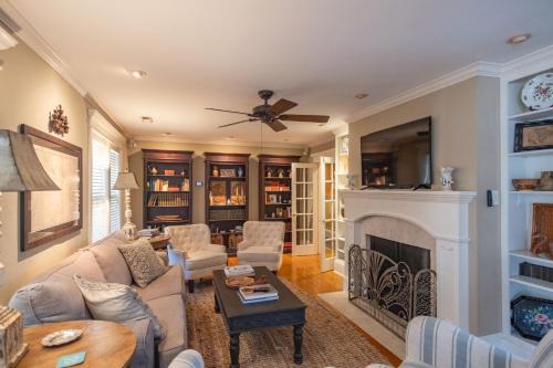 Southern Elegance in Heart of Memphis