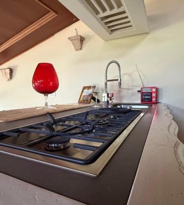 Sovana luxury house