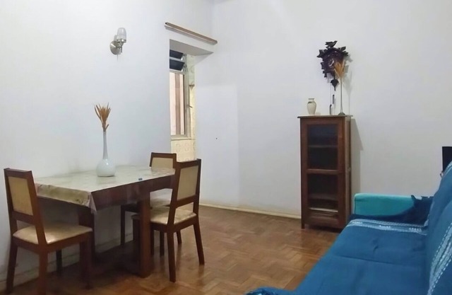 Spacious 2-bedroom apartment in lovely Botafogo Rio de Janeiro with WiFi