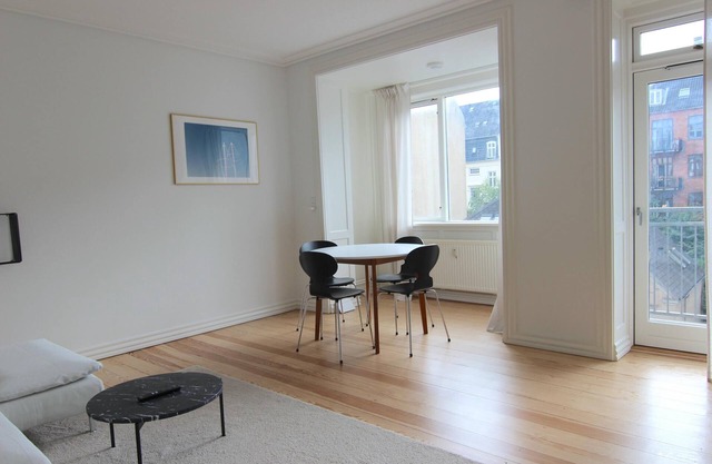 Spacious 1-BR in the heart of Frederiksberg - 257