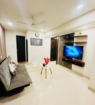 Spacious 1bhk in Vagator with Pool and near beach