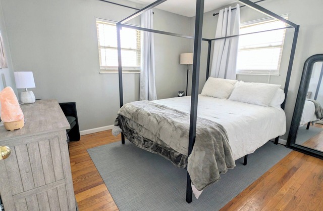 Spacious 3 Bedroom, 5 minutes from Downtown Cincinnati