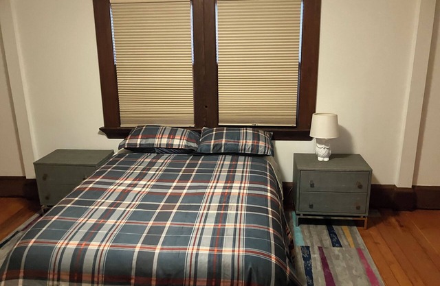 Spacious 4-bedroom house in welcoming North Berkeley Gourmet Ghetto with WiFi