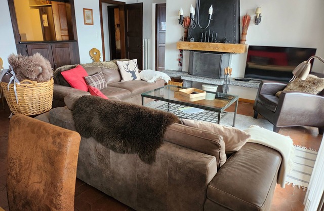 Spacious 5-rooms apt in Chalet Valhalla, great location and fantastic view