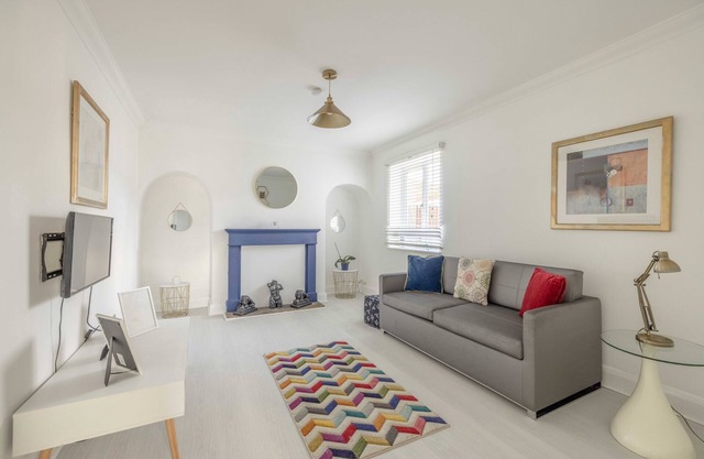Spacious 6 Bedroom House in Maidenhead/Windsor