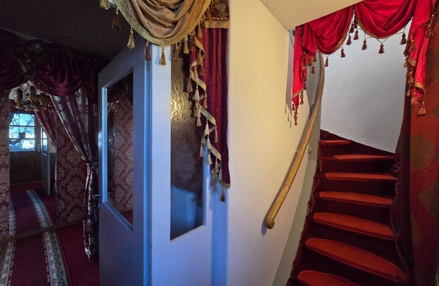 Spacious 6-bedroom house in terrific Bern with fitness room, WiFi