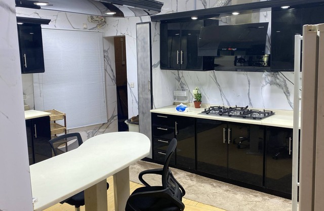 Spacious 7-bedroom apartment with AC and WiFi in marvelous Makkahn