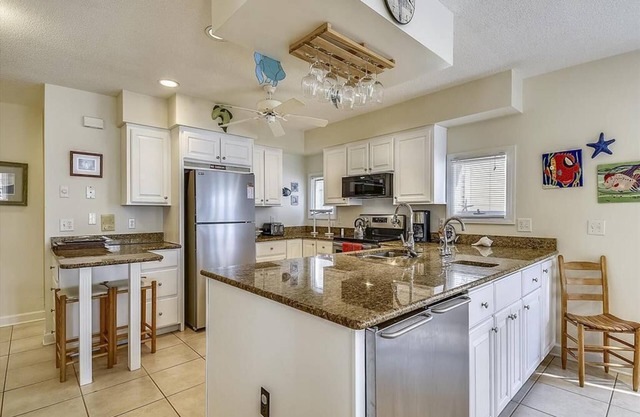 Spacious 8BR Beach House Steps from The Beach