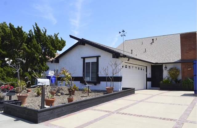 Spacious, And Beautiful Home In San Diego 4 Bedroom Home by RedAwning
