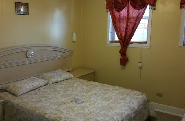 spacious and modern 2 bedroom apartment