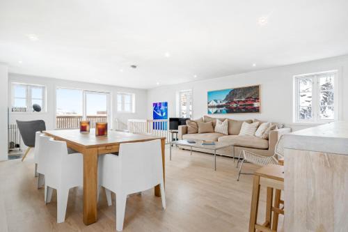 Spacious and Modern Fisherman's Cabin