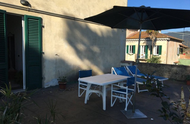 Spacious apartment in Vicopisano near Pisa