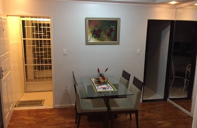 Spacious apartment with 3 bedrooms, 1 suite, close to Jardins shopping mall.