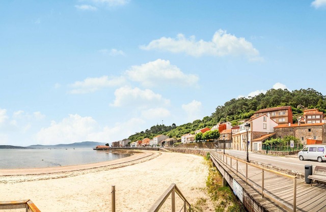 Spacious apartment with panoramic views of the bay Ría de Muros e Noia.