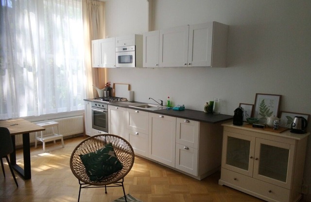 Spacious beachhouse 5 min from boulevard