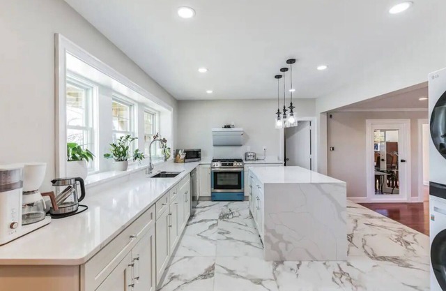 Spacious beautiful 3-bedroom, 2-bathroom home just 2 minutes from I-90 and I-95