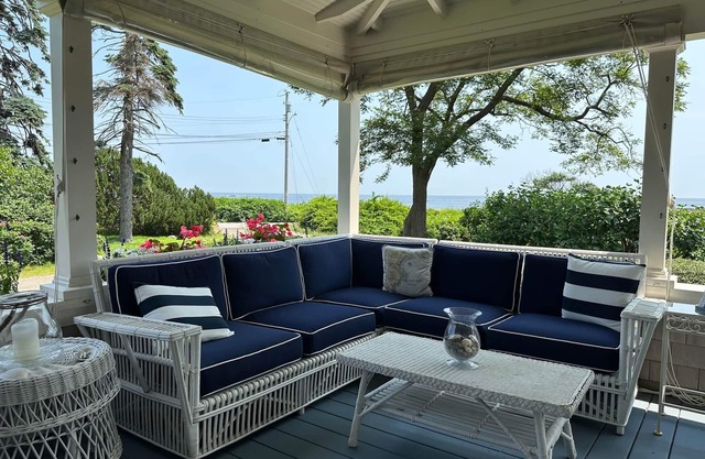 Spacious Biddeford Pool Home with Ocean Views