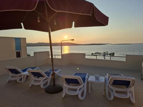 Spacious Bugibba Seafront Home 3BR Free Parking Free WiFi