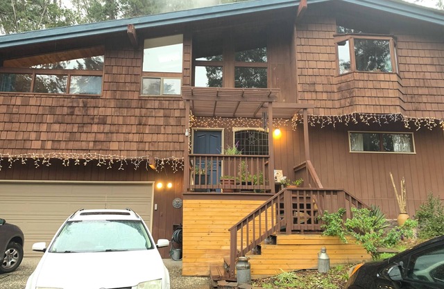 Spacious Cabin in Aptos Hills