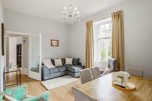 Spacious City Apt - Dunfermline