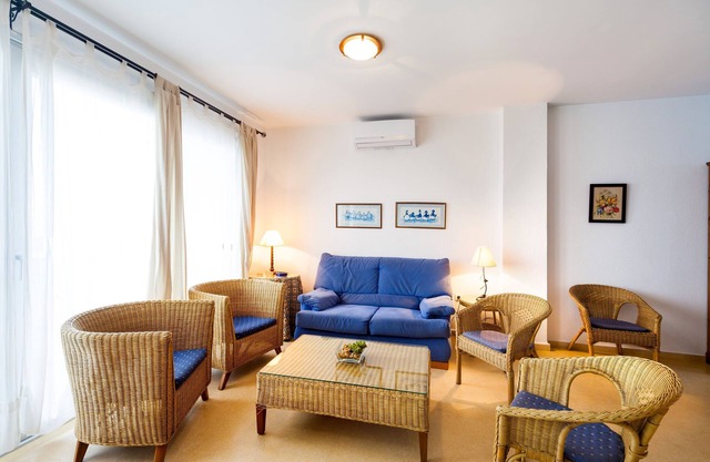 Spacious Holiday Apartment "Duplex A Fontanilla" Near the Beach