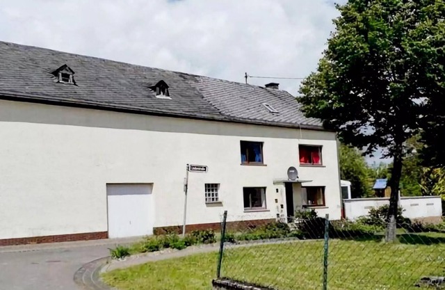 Spacious Holiday Home in Karl in Eifel