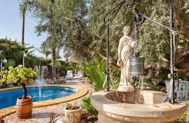 Spacious holiday home in Lorca with terrace and pool