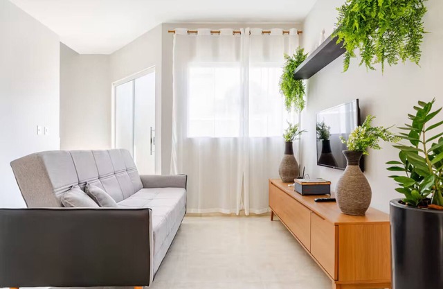 Spacious House in Parque Hotel - 5 min from Lagoa/Centro and Botanico das Asas