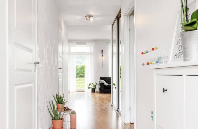 Spacious Modern Apartment