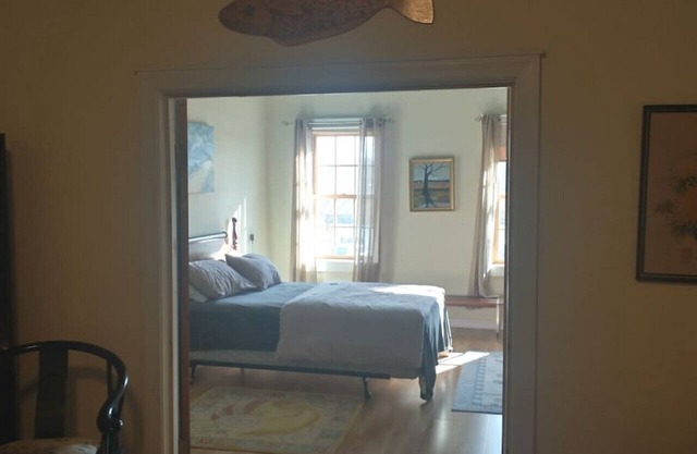 Spacious Riverfront Loft Close to Downtown and Dining