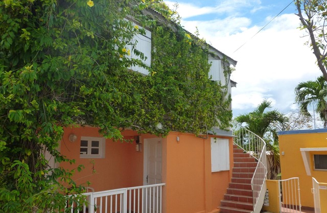 Spacious sea view loft, up to 6 people. Dampierre, Gosier