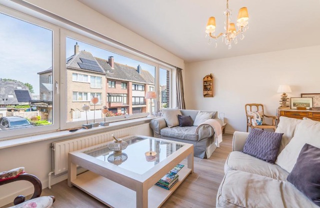 Spacious, warm and updated Home w parking & garden