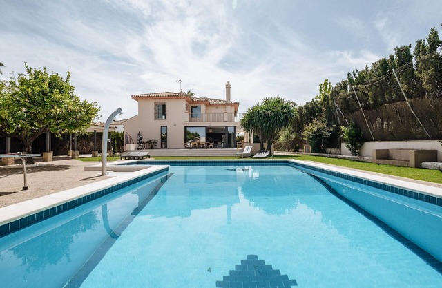 Spectacular Villa 15 minutes from Seville