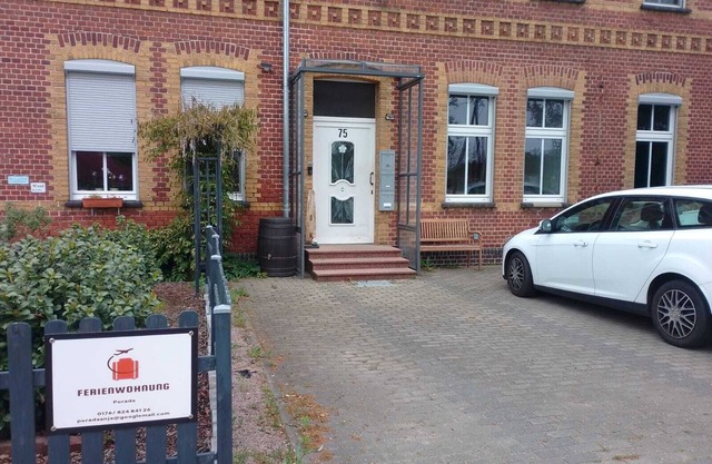 Spend the night in a small-town flair vacation apartment with the charm and wit of Kalauer