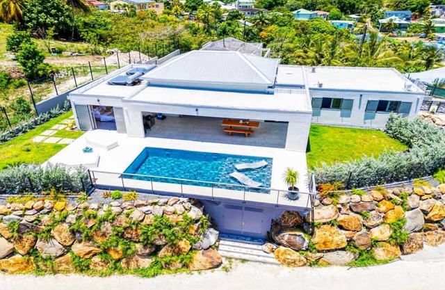 Splendid 5-star "NATEINA" architect-designed villa