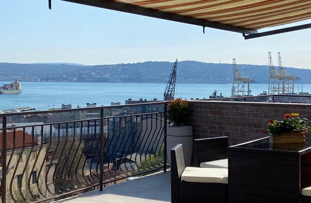 Splendido Attico Vista Mare CON Parcheggio