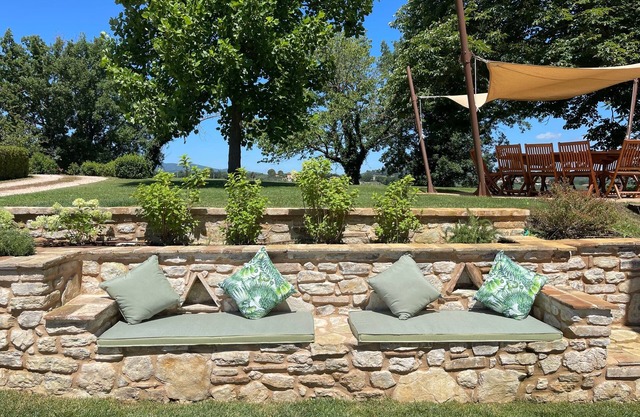 Spoleto Tranquiliity - peaceful but you can make noise 24 hrs a day - slps 20