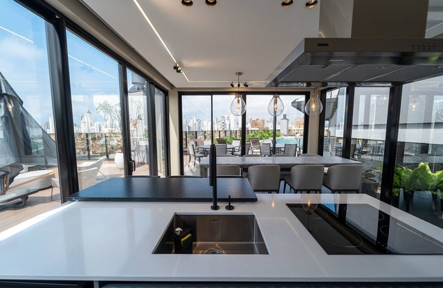 Spot One Family Apartment