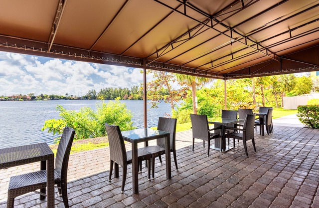 SpringHill Suites by Marriott Miami Airport South Blue Lagoon Area