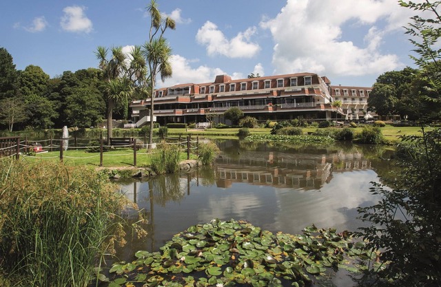 St Pierre Park Hotel & Golf