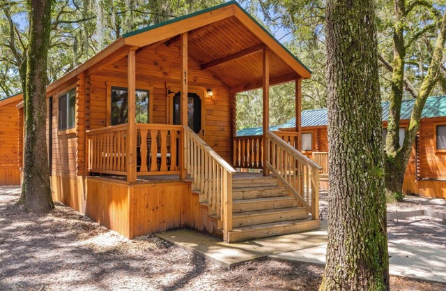Standard Cabin with Porch - Happy Travelers RV Resort