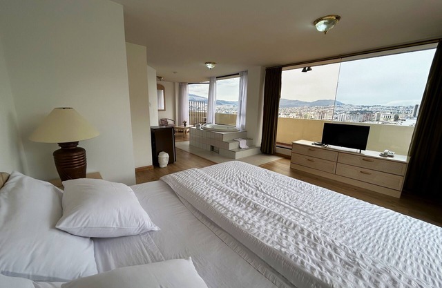 Stanford Suites Hotel