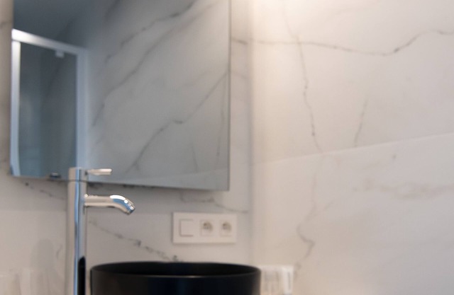 State-of-the-art studio with frontal sea view