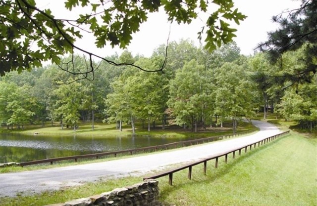 Stay at Our Rustic Hunting Lodge