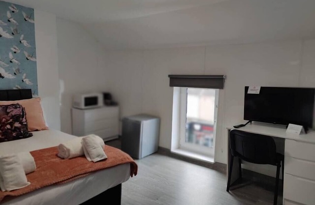 Stay at the Osterley - Room 7