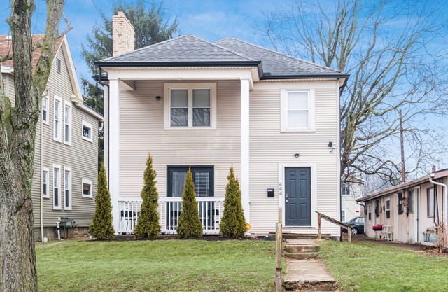 Stay in the Palazzo in OSU! 10 BEDS!