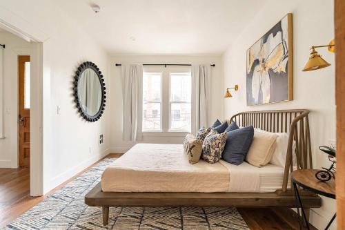 Stay Portland - 2BR Flat - Walk to NW 23rd Shops & Cafes