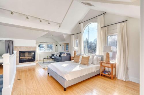 Stay Portland - Casa Solárium, Local Eateries, Parks & Espresso